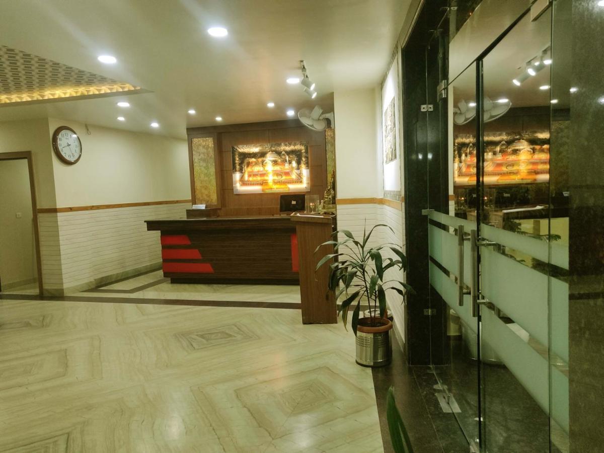 Hotel The Vaishno Devi Hills カトラ エクステリア 写真
