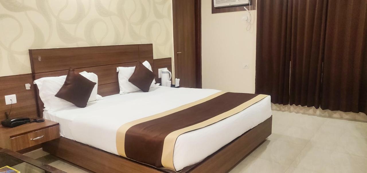 Hotel The Vaishno Devi Hills カトラ エクステリア 写真
